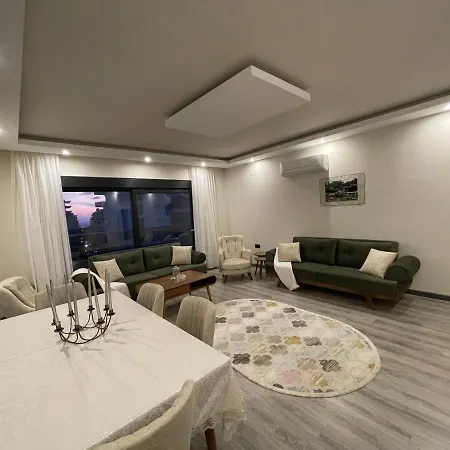 Luxury Vacation Home,3R ,With Free Netflix, Wifi, Near Beach & Spa! * Alanya