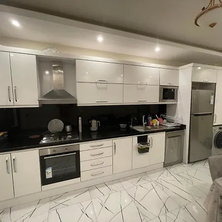 Daire Luxury Vacation Home,3R ,With Free Netflix, Wifi, Near Beach & Spa! Alanya