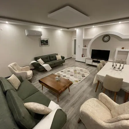 Luxury Vacation Home,3R ,With Free Netflix, Wifi, Near Beach & Spa! Appartement *